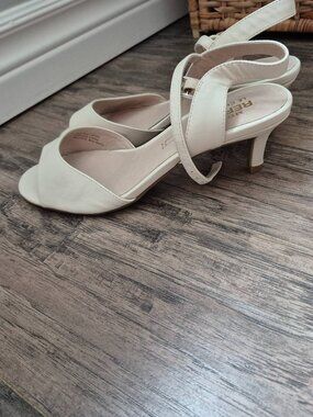 Women's summer shoes genuine leather